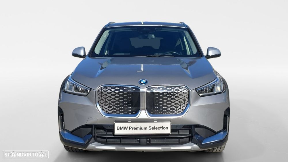 BMW iX1 eDrive20 xLine - 8