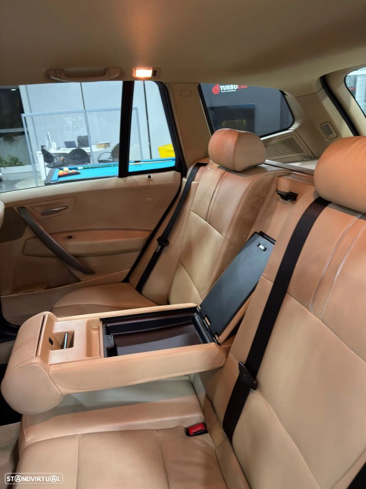 BMW X3 2.0 d - 18