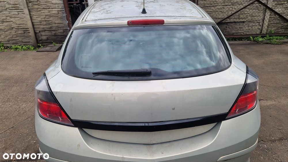 OPEL ASTRA H GTC KLAPA BAGAŻNIKA Z167 - 1