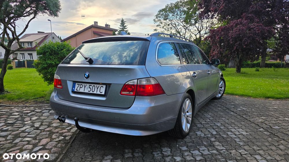 BMW Seria 5 525d - 4