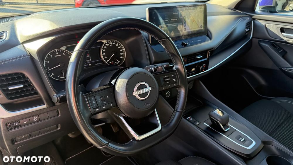 Nissan Qashqai 1.3 DIG-T MHEV Acenta Xtronic - 25