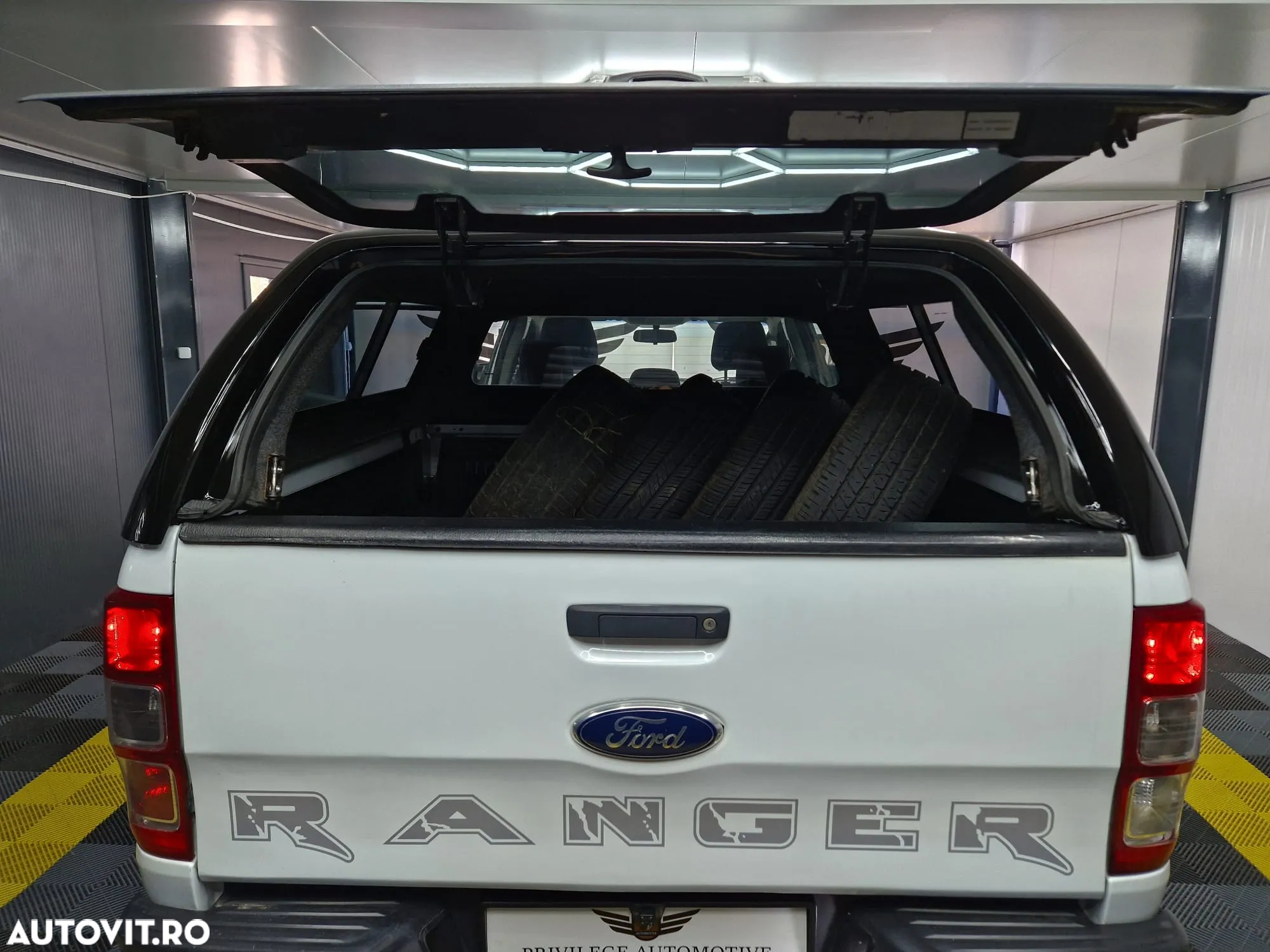 Ford Ranger Pick-Up 4x4 Cabina Dubla XLT - 8