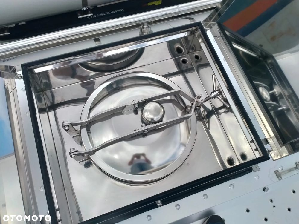 Grapar Light podwozie TECNOKAR / Cysterna ATP / MLEKO / OLEJE SPOŻ / ODBIÓR - 6