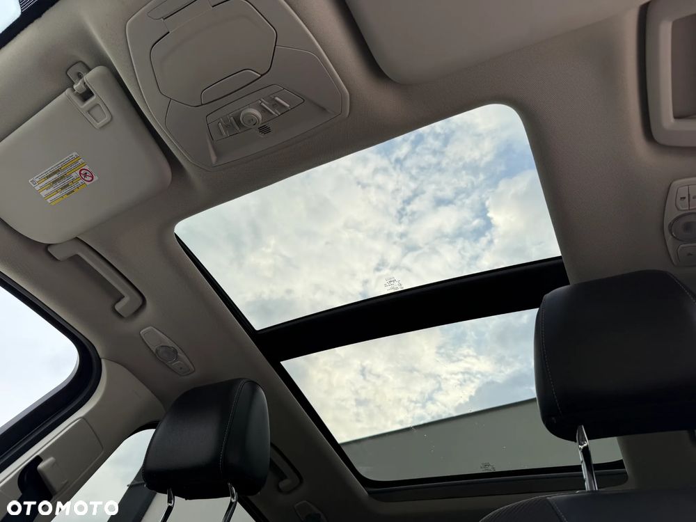 Ford Kuga - 34