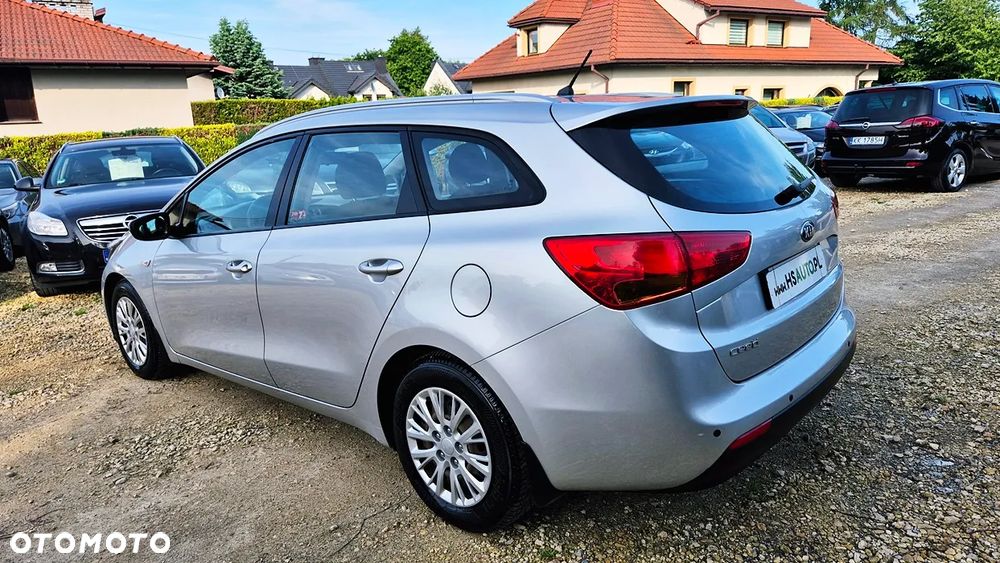 Kia Ceed Cee'd 1.6 GDI XL - 21