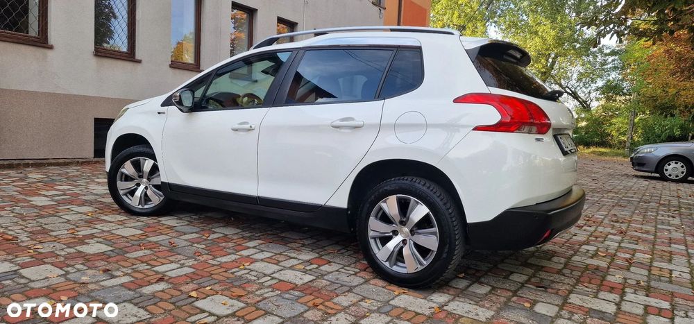 Peugeot 2008 - 18