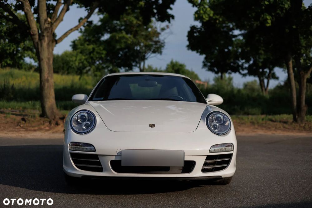 Porsche 911 Carrera 4S PDK - 8