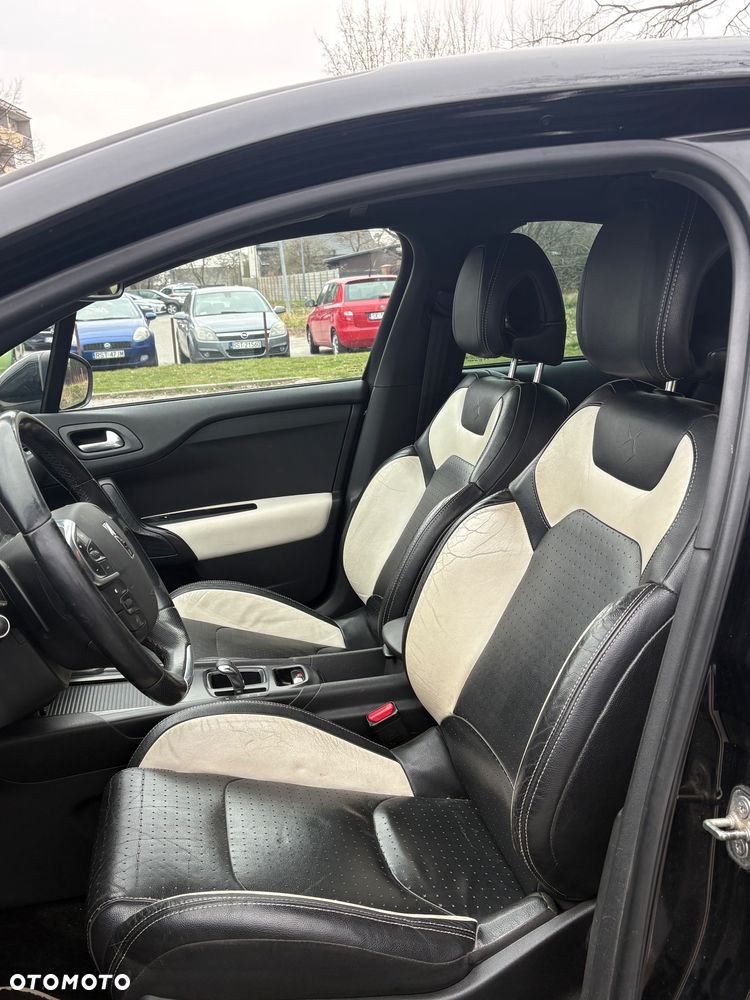 Citroën DS4 1.6 e-HDi SoChic MCP - 18