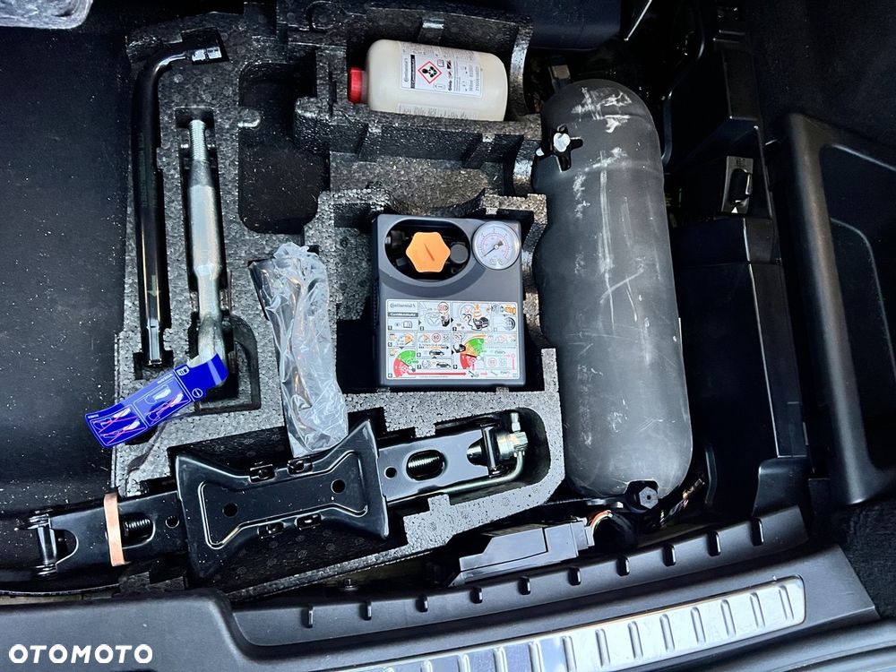 Volvo XC 90 - 16
