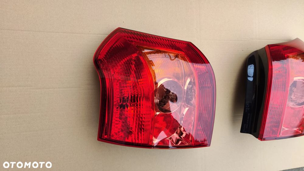 Toyota Corolla E12 Lift HB 04-07 Lampa Tylna L+R Nowe Oryginał - 2