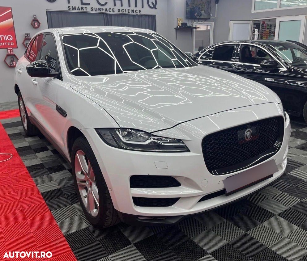 Jaguar F-Pace 20d AWD Prestige - 2