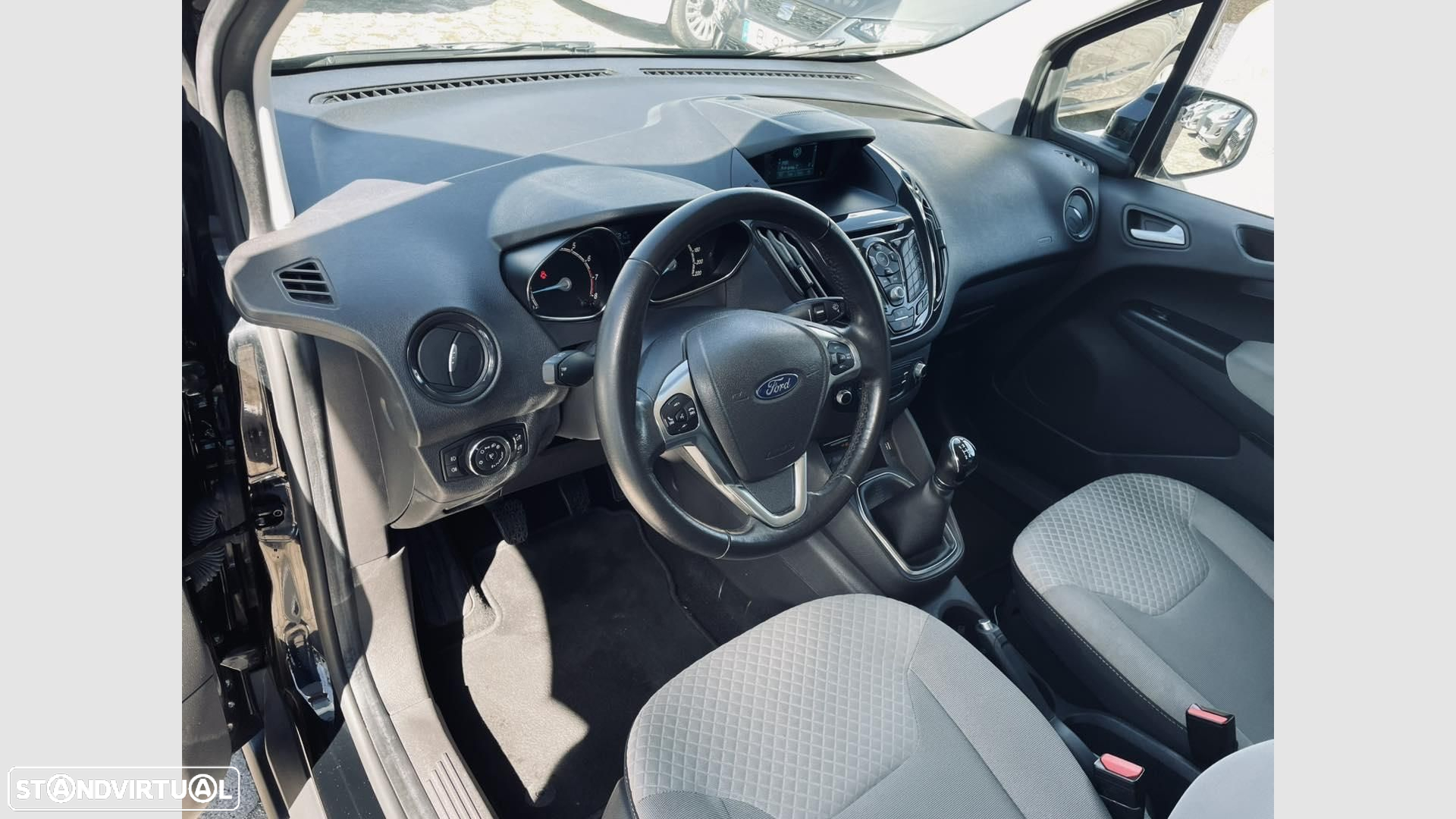 Ford Tourneo Courier 1.0 EcoBoost Titanium - 7