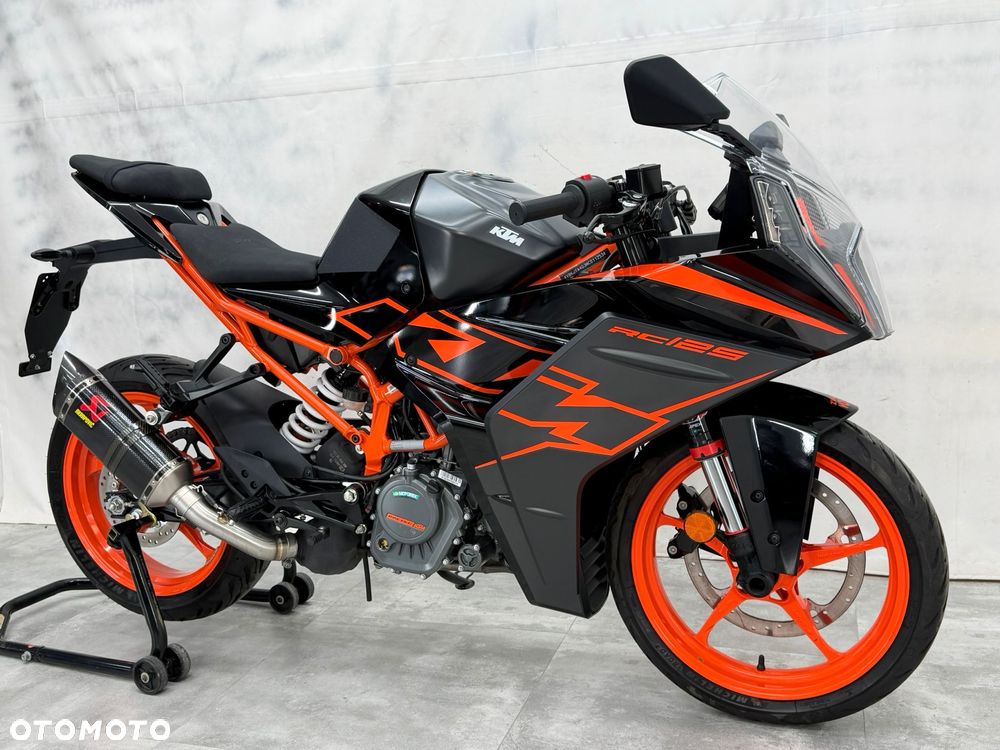 KTM RC 125 - 17