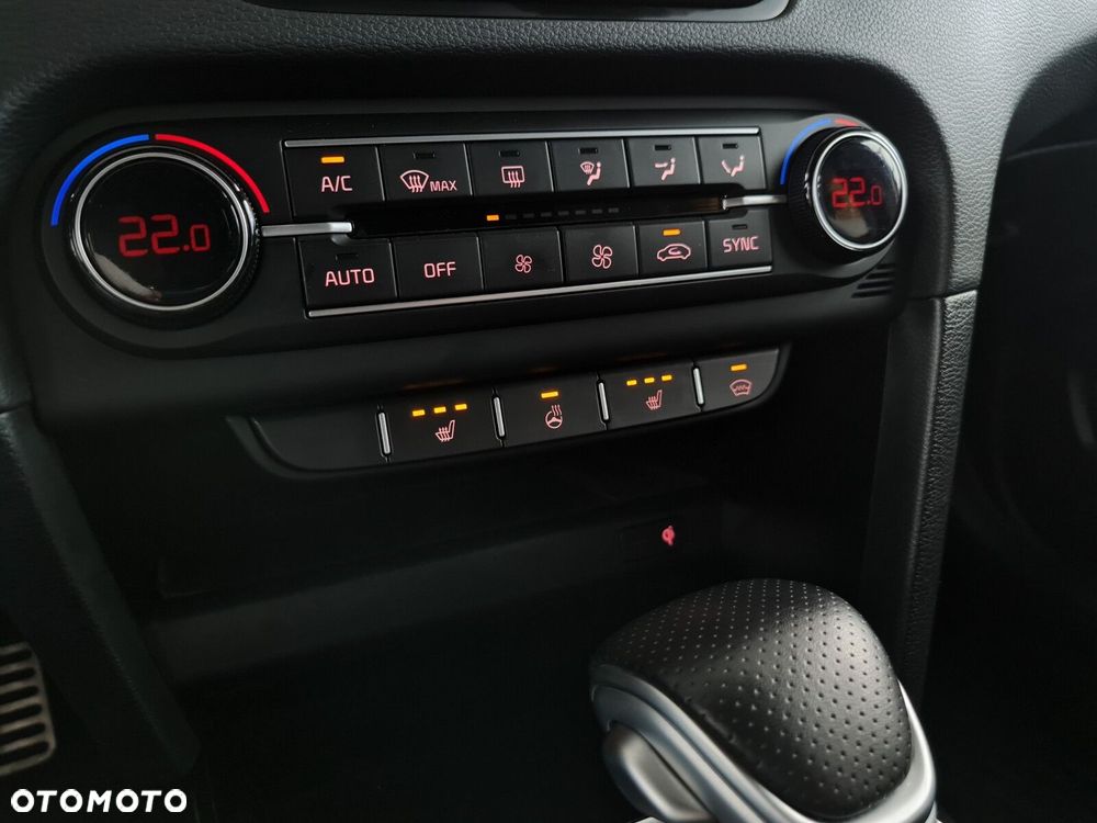 Kia Ceed 1.5 T-GDI GT-Line DCT - 25