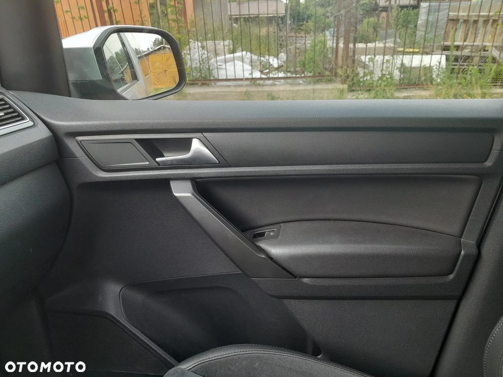 Volkswagen Caddy Maxi 2.0 TDI Highline - 8