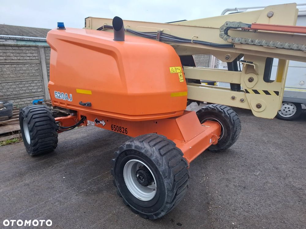 JLG 520AJ - 2