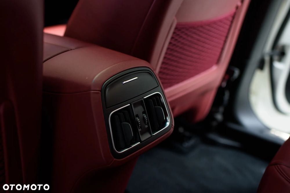 Maserati Levante Trofeo Q4 - 17