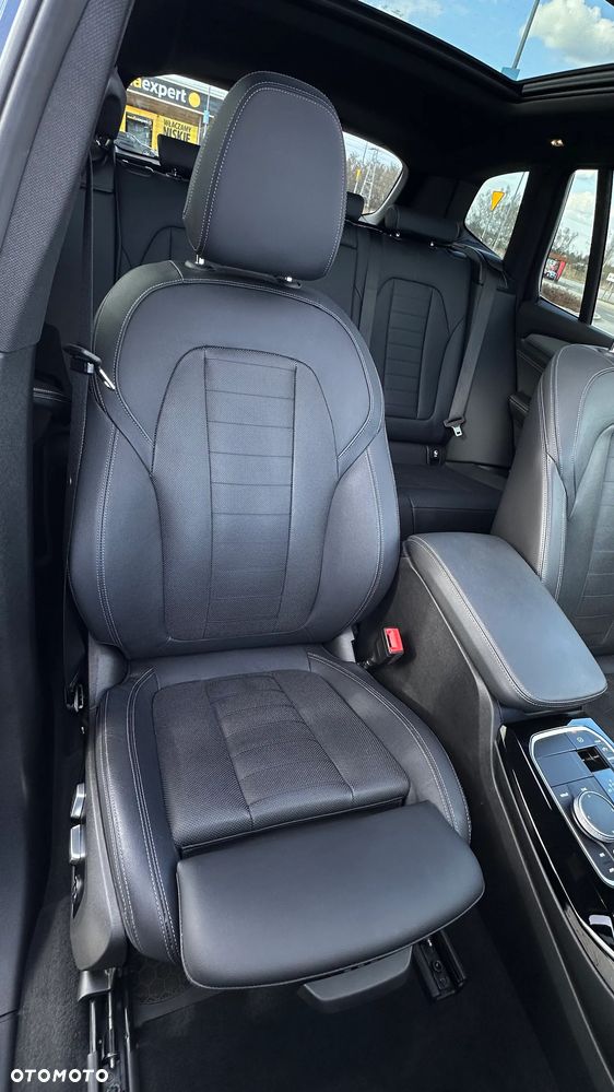 BMW X3 xDrive30i GPF xLine - 17