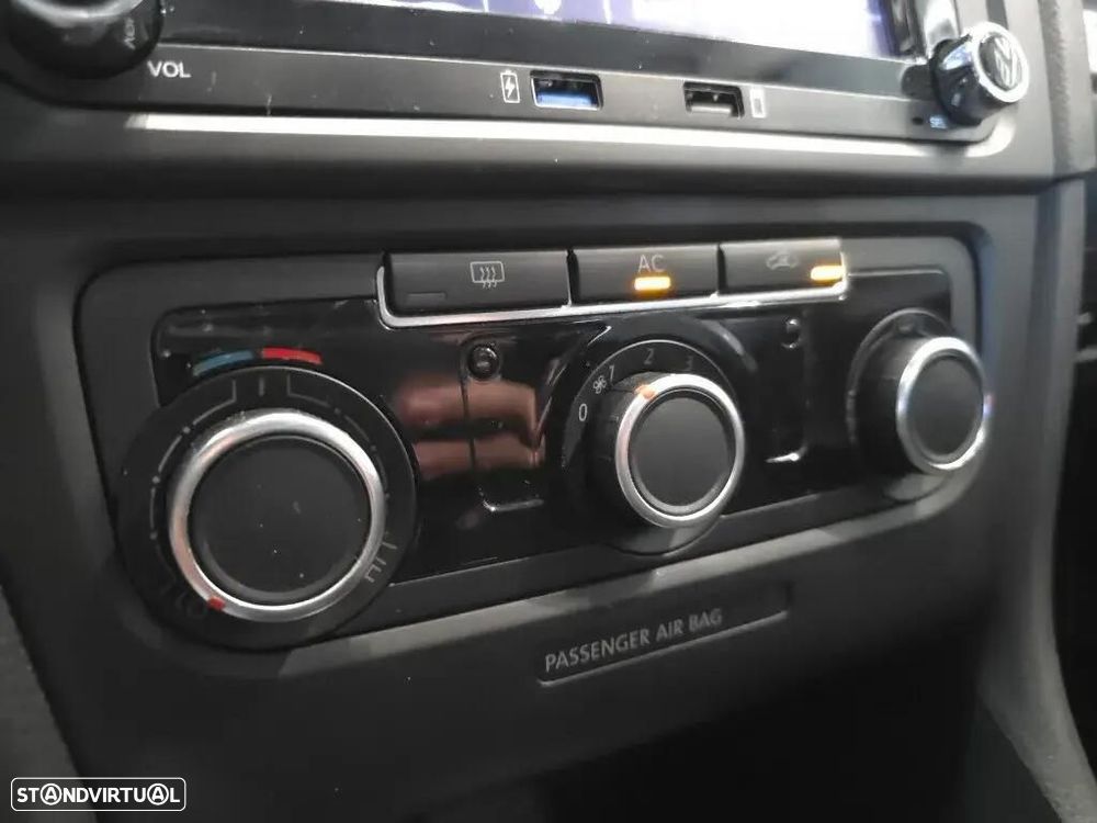 VW Golf - 22