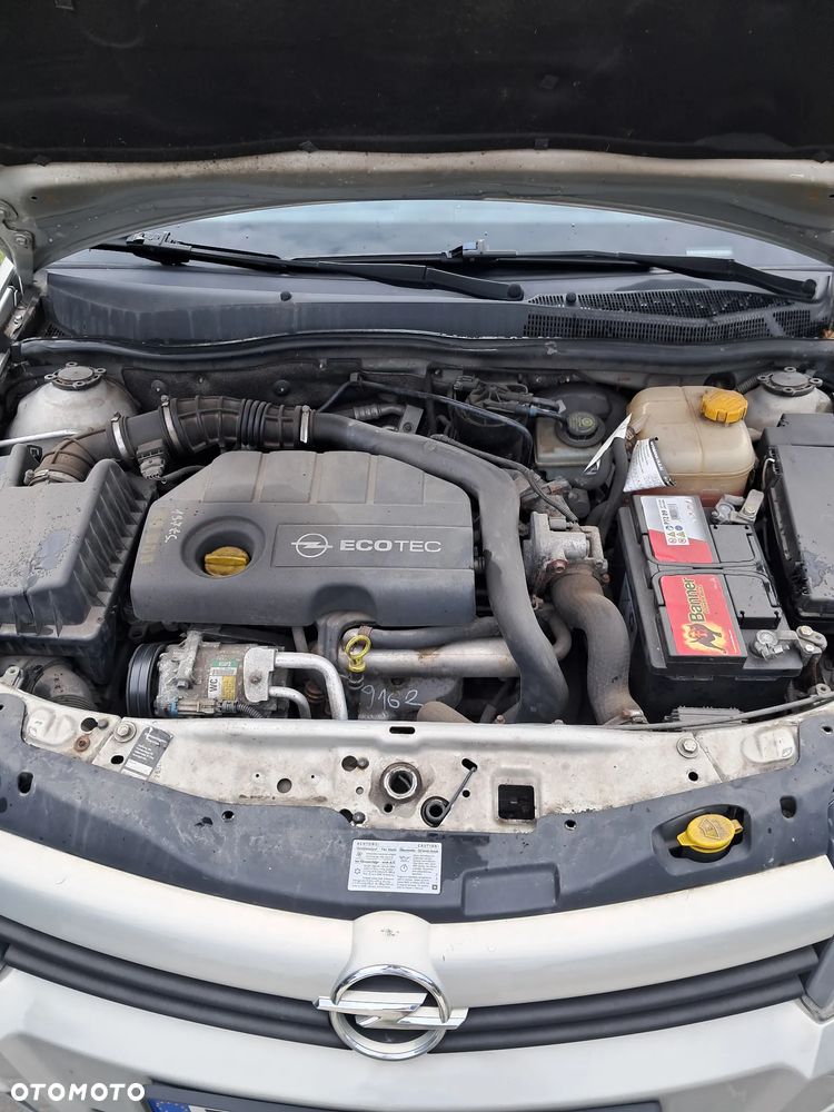 Opel Astra 1.7 CDTI - 12