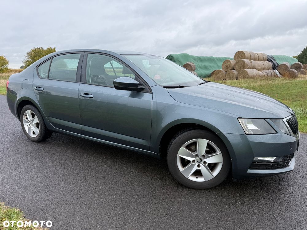 Skoda Octavia - 3