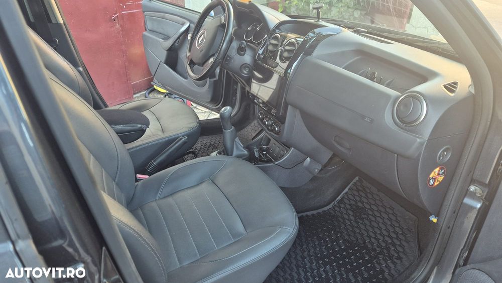 Dacia Duster 1.6 4x2 Laureate - 10
