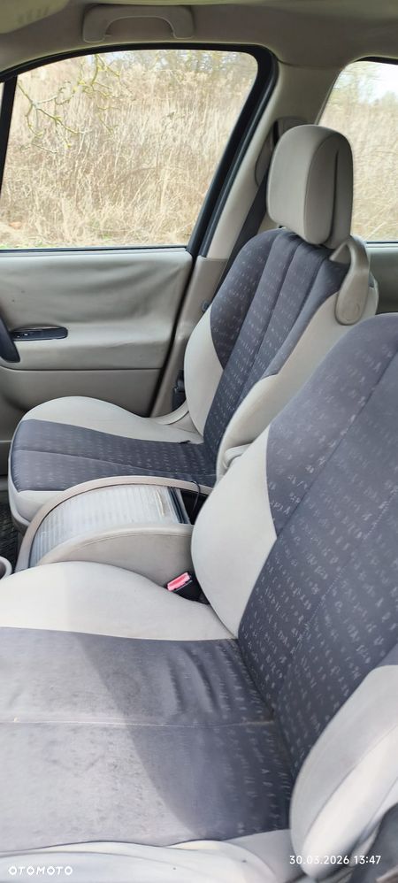 Renault Scenic 1.5 dCi Avantage - 6