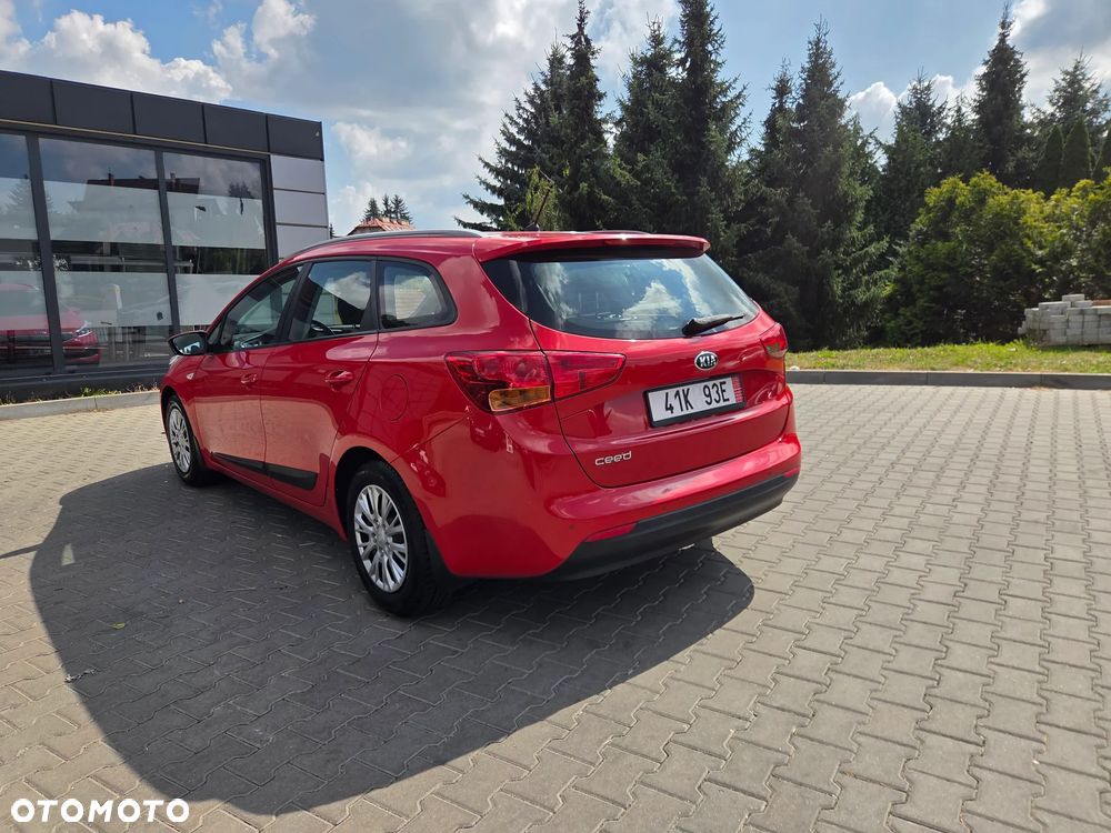 Kia Ceed 1.6 GDI L - 5