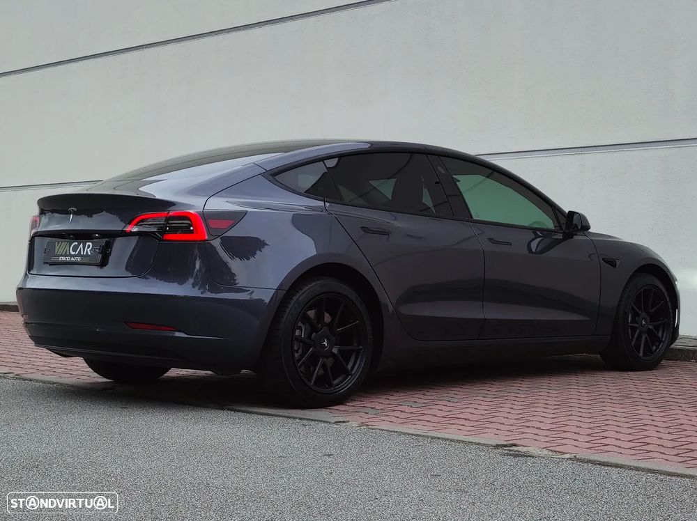 Tesla Model 3 Standard Range Plus RWD - 11