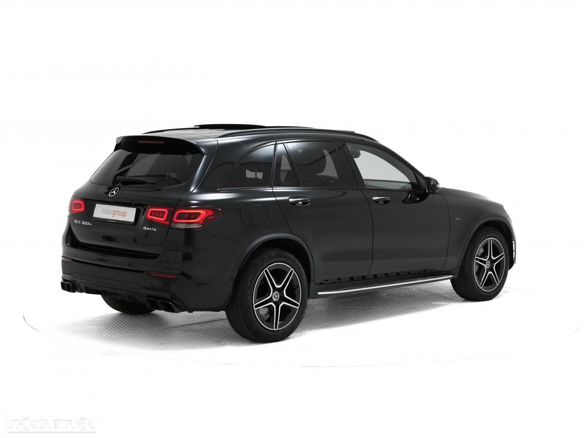 Mercedes-Benz GLC 300 e 4Matic - 3