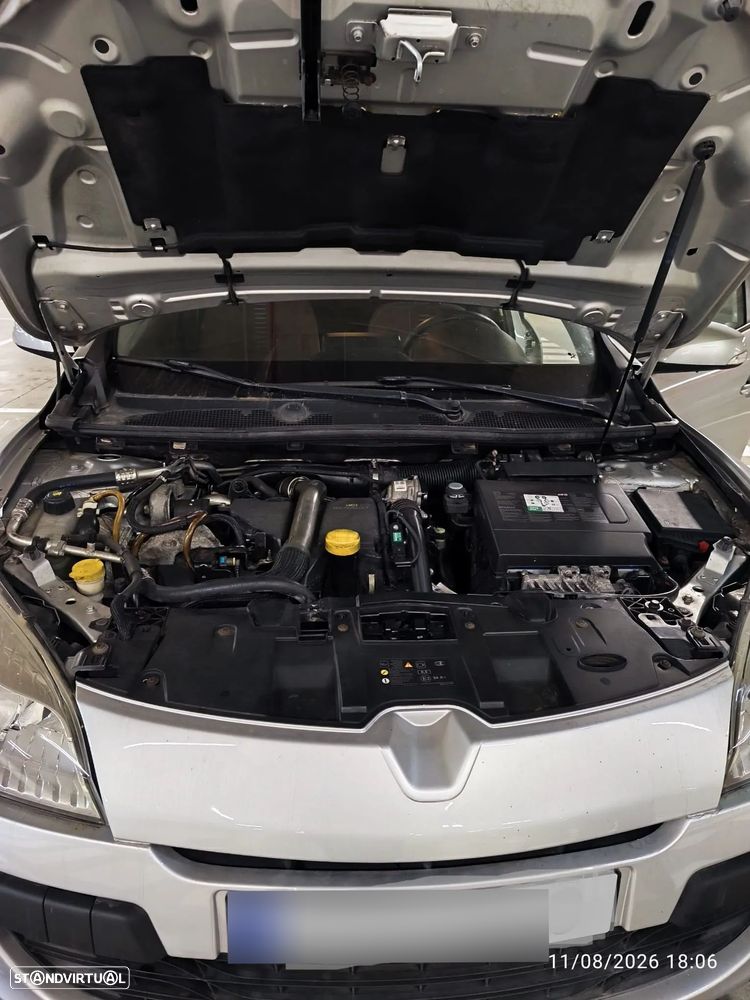 Renault Mégane Sport Tourer dCi 110 FAP Dynamique - 9