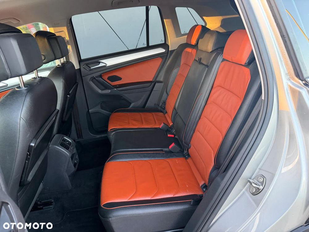 Volkswagen Tiguan 2.0 TDI SCR 4MOTION BlueMotion Technology DSG Lounge Sport & Style - 14
