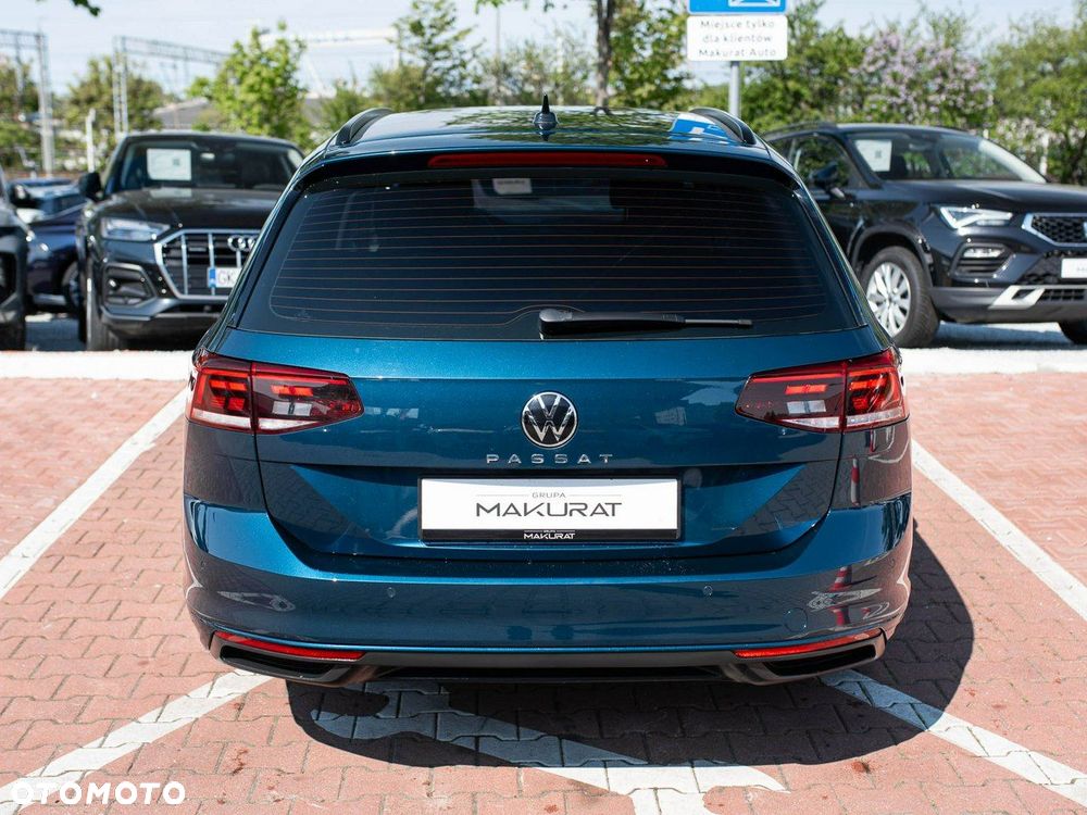 Volkswagen Passat - 9