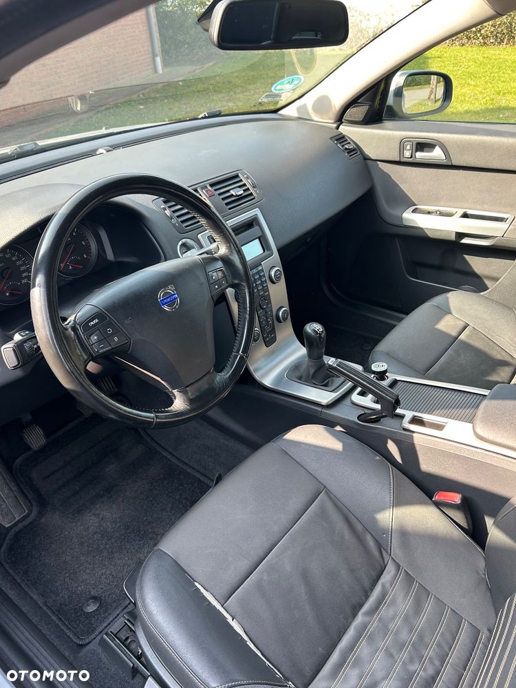 Volvo S40 1.6D Momentum - 3