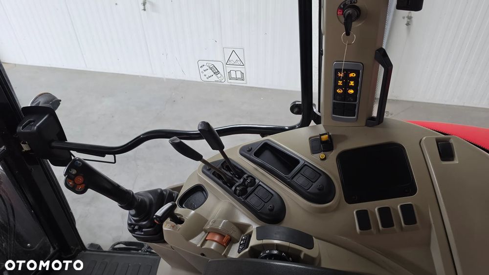 Massey Ferguson 5609 Dyna 4 2017r Transport 5711 Dyna  5455Dyna6 Arion 420 5608, 5609, 5610, 5611, 5612, 5613 Ursus Zetor New Holland T4 New T5 Case JX - 4