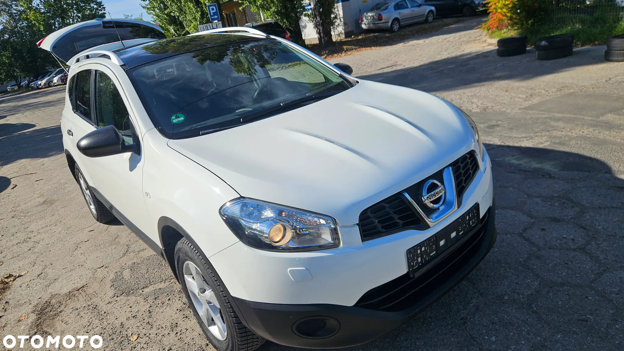 Nissan Qashqai 1.5 dCi Tekna - 12