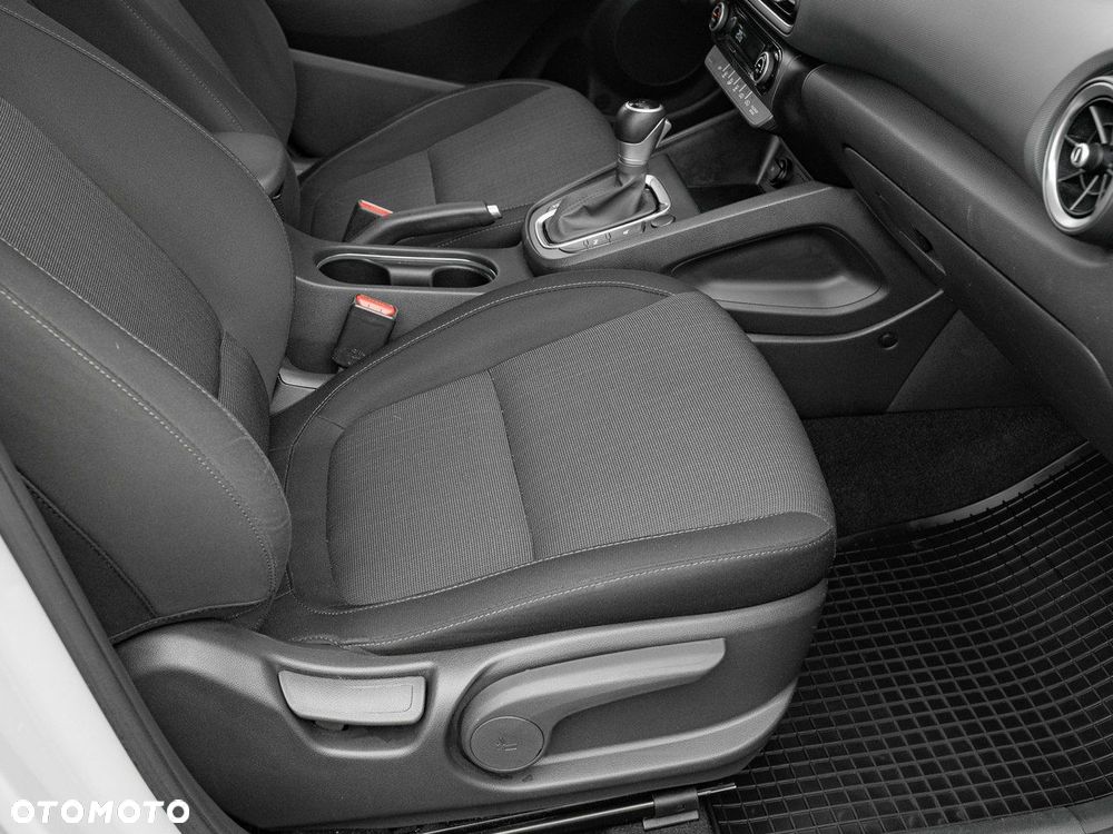 Hyundai Kona 1.6 T-GDI Style DCT - 33