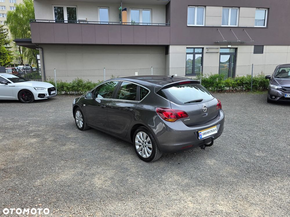 Opel Astra 1.6 Cosmo - 7