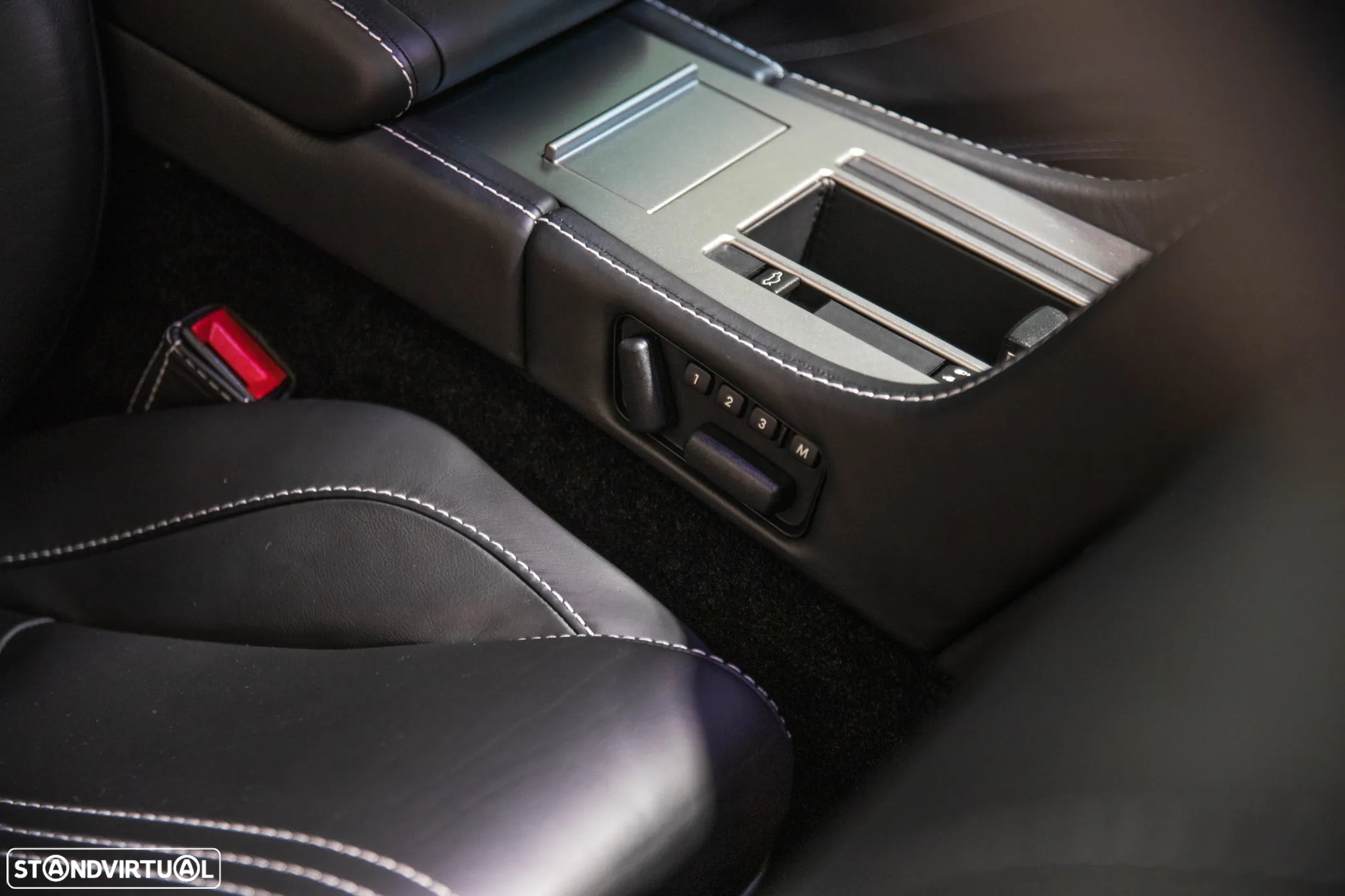 Aston Martin Vantage Coupe V8 S Sportshift - 26