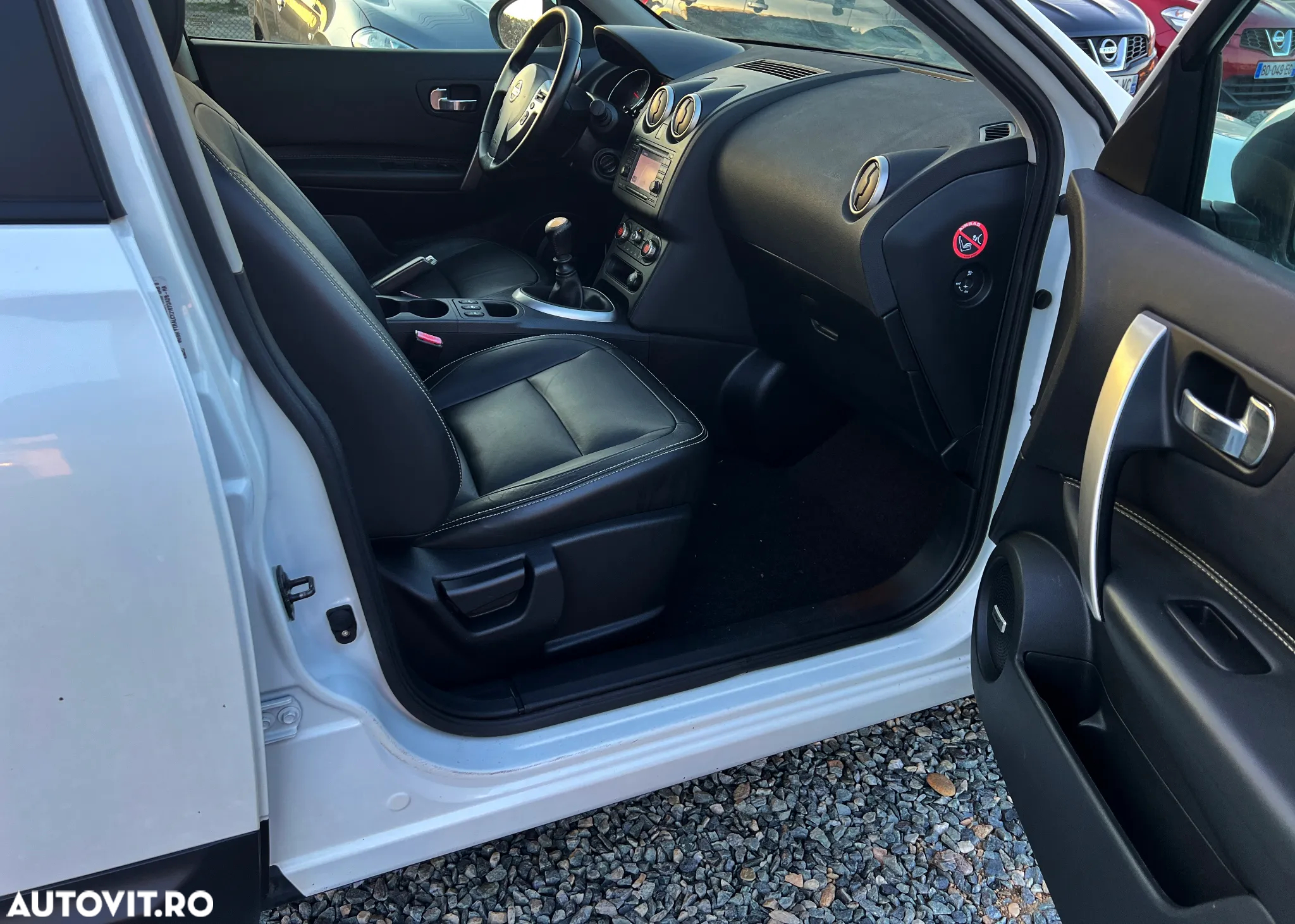 Nissan Qashqai 1.6 DCI TEKNA - 14