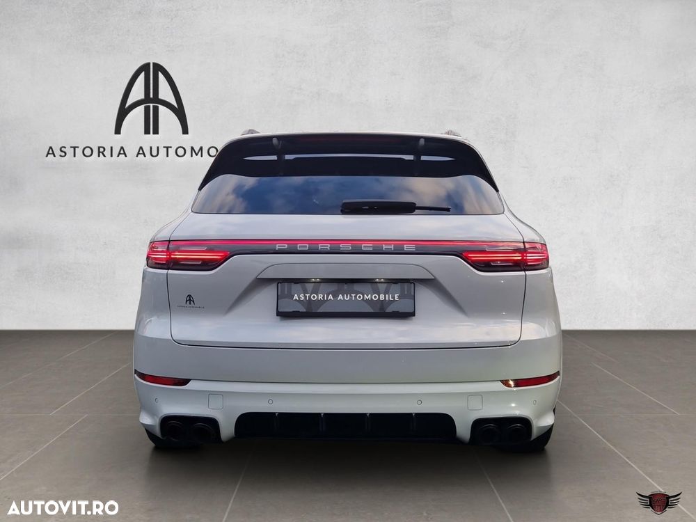 Porsche Cayenne S Tiptronic S Platinum Edition - 6