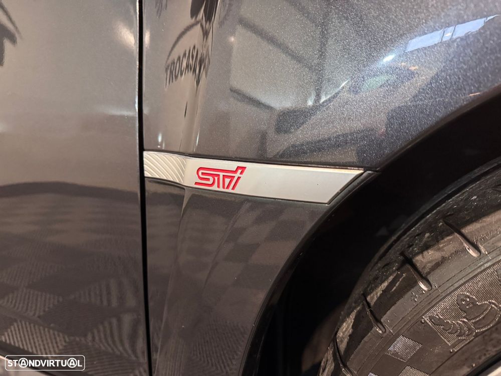 Subaru Impreza 2.5 WRX STi - 13