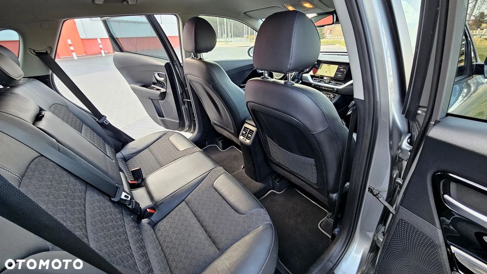 Kia Niro 1.6 GDI 2WD Edition 7 - 35