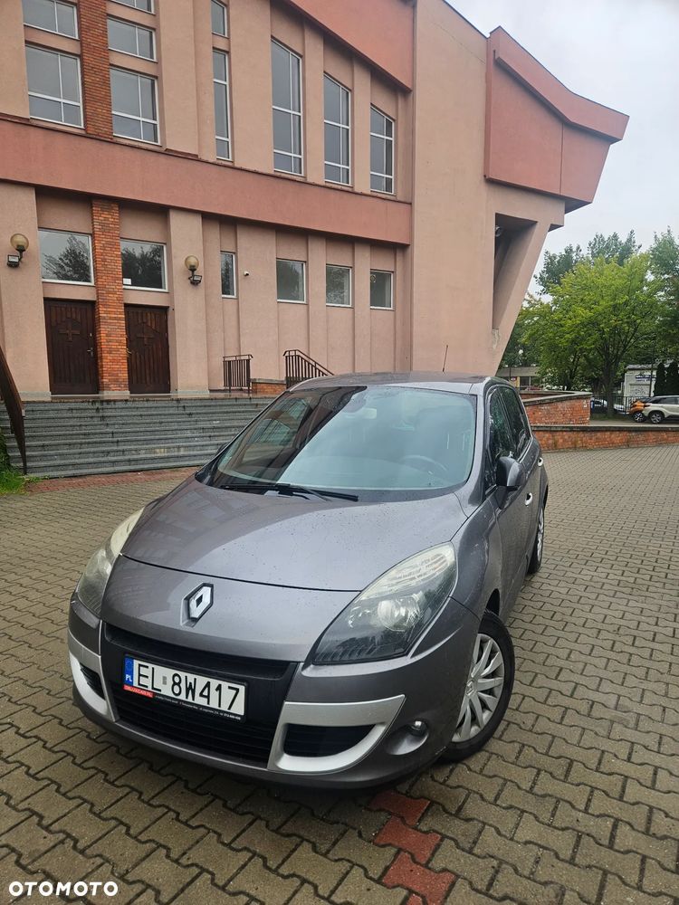 Renault Scenic - 8
