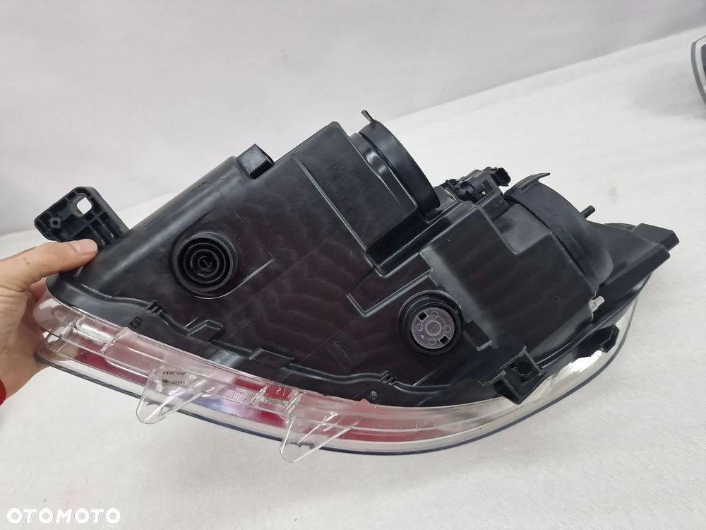 PEUGEOT 301 12- PRAWA LAMPA PRZEDNIA PRZÓD , NR 9675138980 , NR AUKCJI LA264 - 11