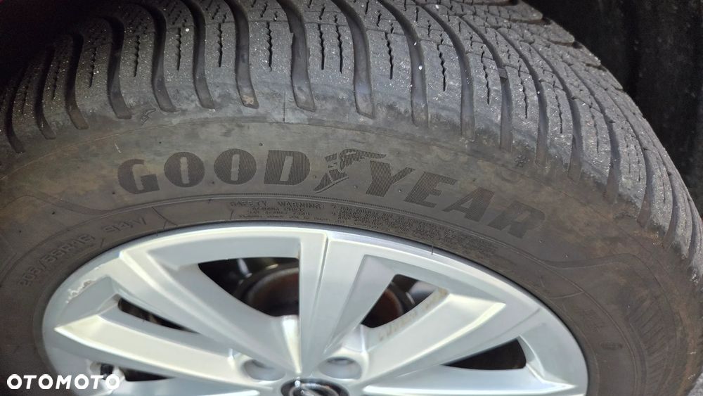 Opel Astra 1.2 Turbo Enjoy - 35