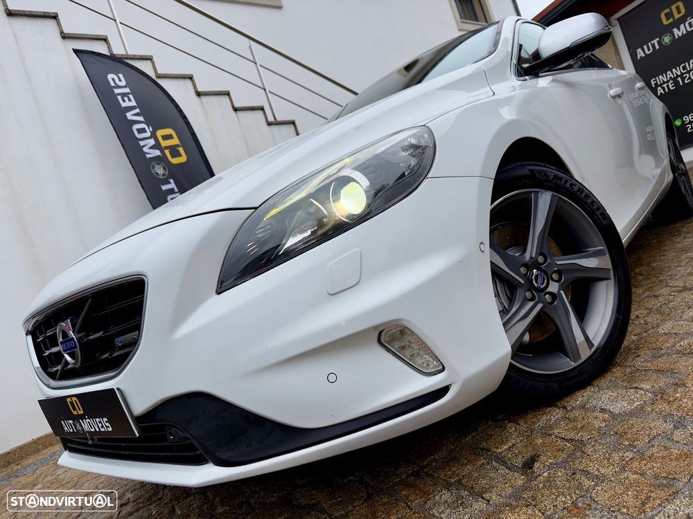 Volvo V40 D4 RDesign - 1