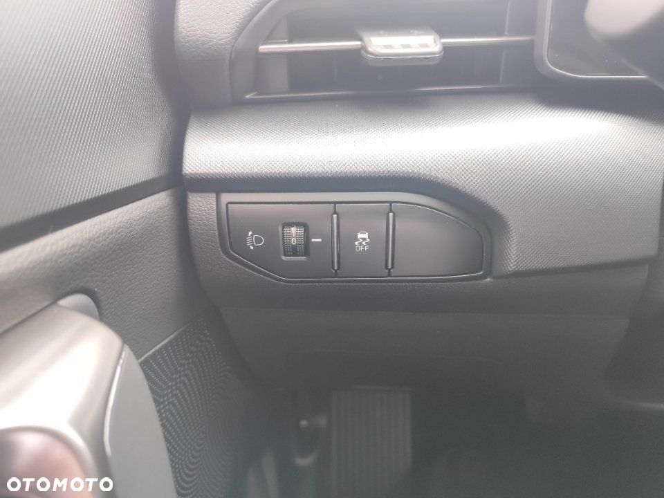 Kia XCeed - 22