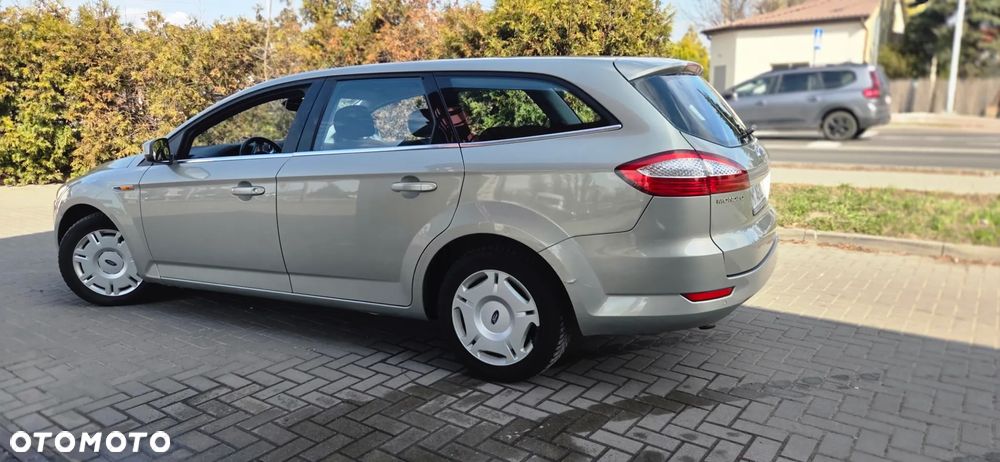 Ford Mondeo 2.0 TDCi Ghia - 7