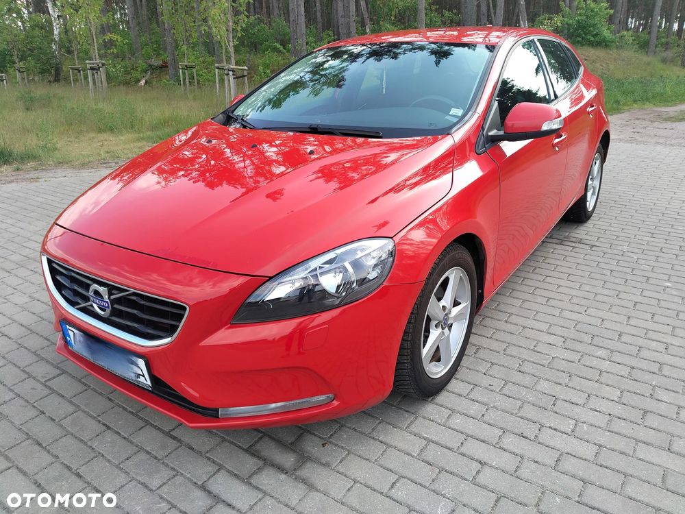 Volvo V40 D2 Momentum - 1